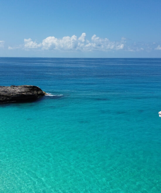 Anguilla islands tour motorboat Axopar 29